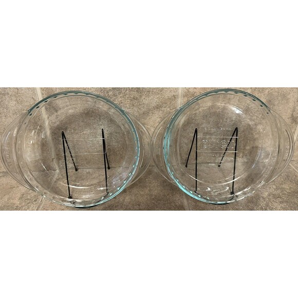 Pyrex Clear 9.5 Inch Deep Dish Pie Plate 2229 Fluted Edge With Handles Lot of 2 - Picture 1 of 5